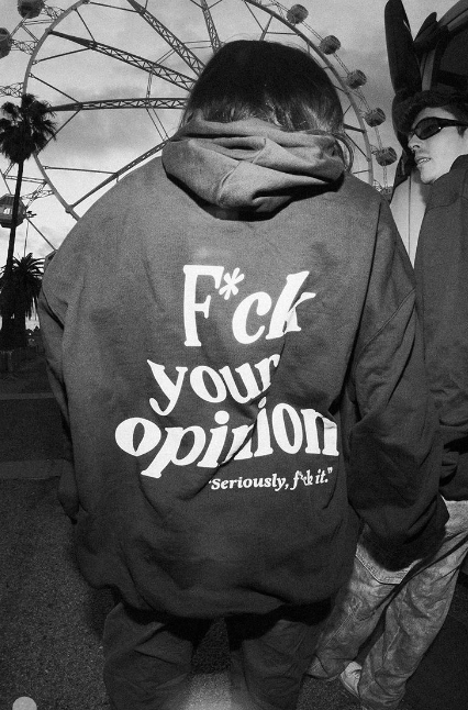 Hoodies / Sweatshirts